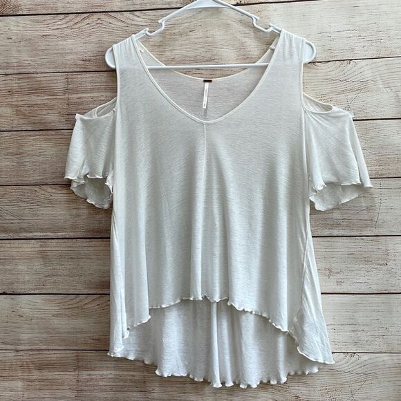 FREE PEOPLE COLD‎ SHOULDER LINEN BLEND TOP IN CREAM - Picture 1 of 5